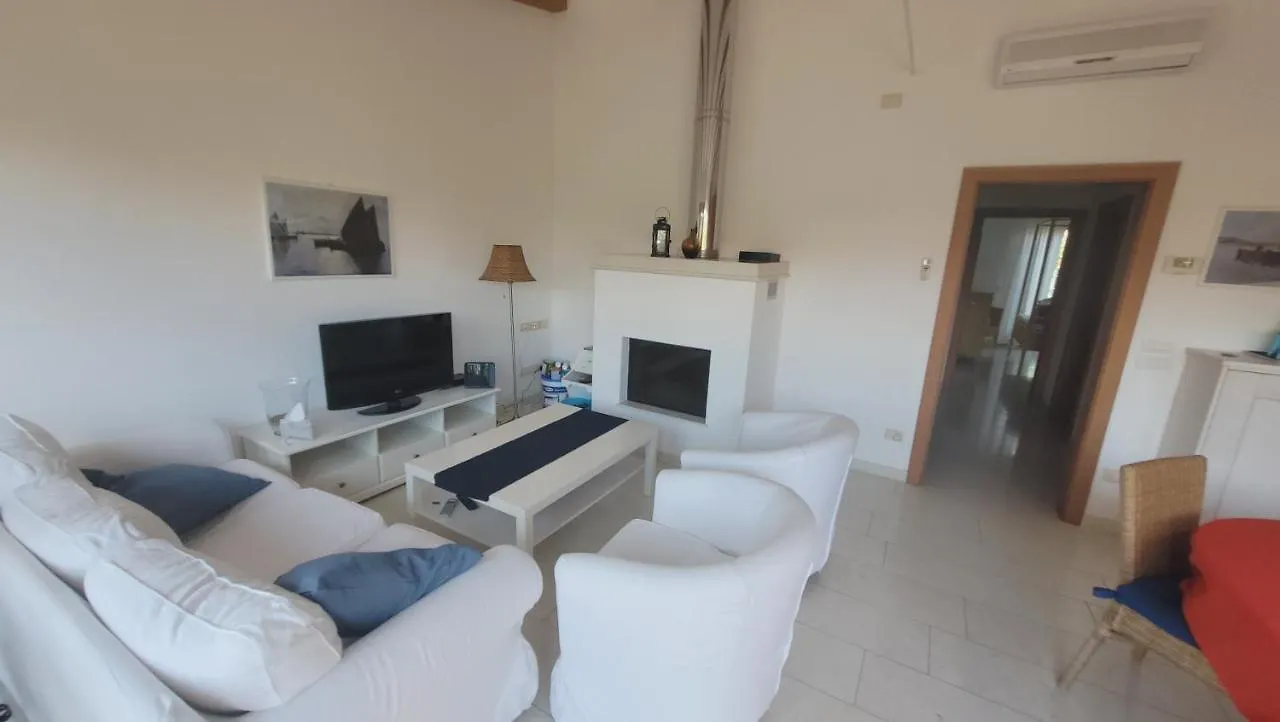 Le Scuderie App 6 Ottimo Trilocale Con Wi Fi Apartment Donoratico